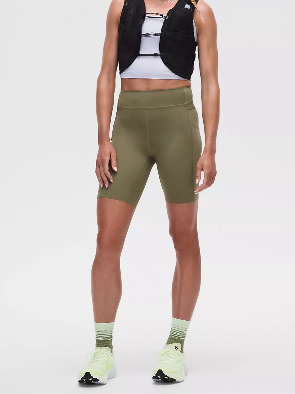 Lululemon Women's Fast and Free Short 8" Light- Bay Leaf. Size 2